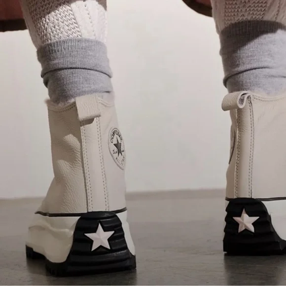 💕Converse Run Star Hike Cozy Club Light In Light Pink - Picture 2 of 5